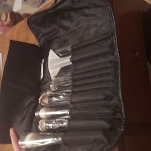 Sephora roll up travel makeup brushes